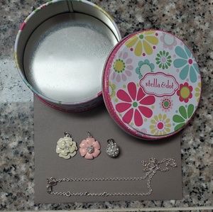 Stella & Dot Girl's Enamel Charm Necklace